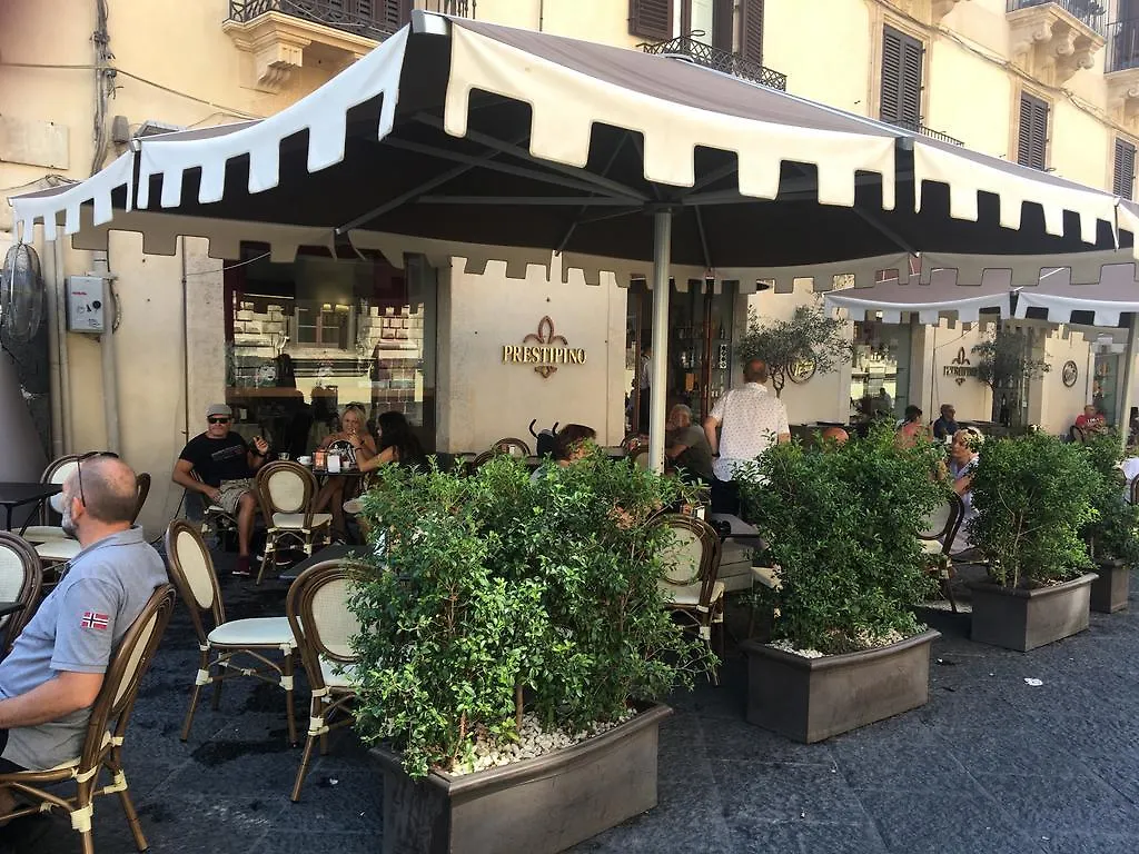 Amenano Apartments Catánia Italië